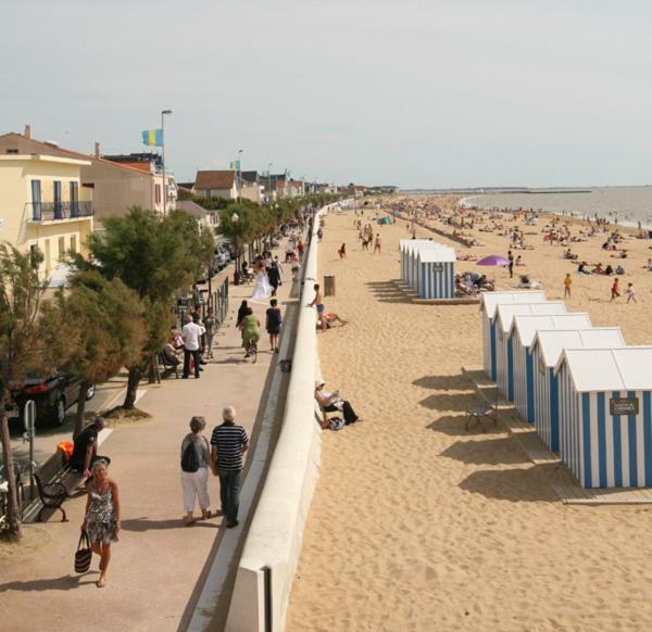 Maison De Charme A La Rochelle Croix-Chapeau Ngoại thất bức ảnh