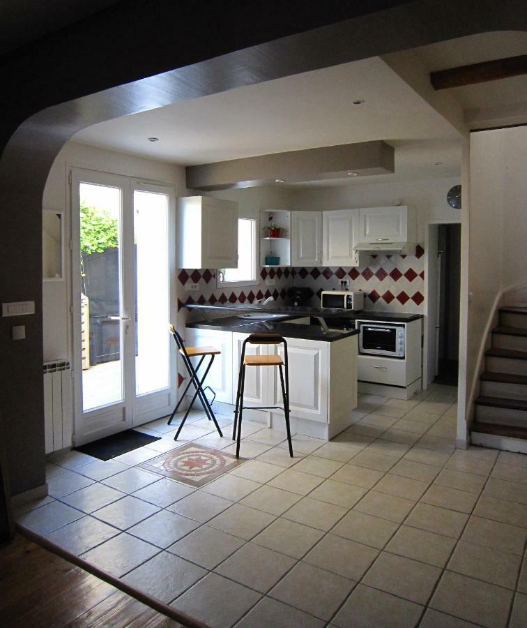 Maison De Charme A La Rochelle Croix-Chapeau Ngoại thất bức ảnh